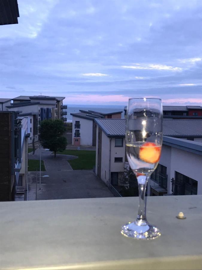 Swansea Bay, Marina & Arena View Mins To Beach & City Exterior foto